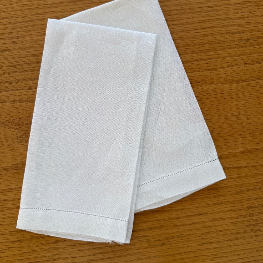 HEM STITCHED LINEN HAND/FINGERTIP TOWELS
